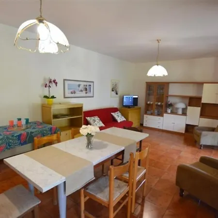 Maria Elena - 28 Pt *